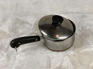 Vintage 1801 Revere Ware 1 1/2 Qt Copper Bottom Pan Pot w/Lid Clinton IL USA